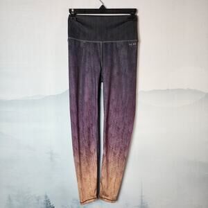 AR-33 Purple Ombre Mid-Rise Activewear Yoga 7/8 Leggings | Women's Small